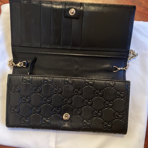 Gucci black monogram leather wallet on a chain - Picture 5 of 15